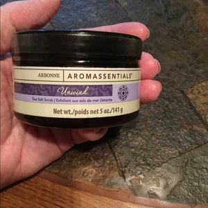 Arbonne aromassentials unwind sea salt scrub 5 oz